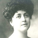 Truly Shattuck als Mrs. P. Belmont-Fox
