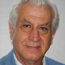 Toron Karacaoğlu als Cüneyt Arkın (voice)