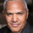 John Katipa als Interrogating Kupapa