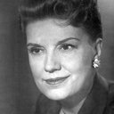 Lenita Lane als Mrs. Whitman, Hotel Manager