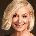 Liz Hayes als Self