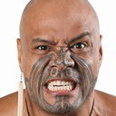 Aaron Henry als Toa Henare