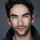 Zachary Daniel Booth als Samuel