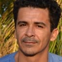 Marcello Gonçalves als Porteiro