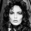 Julie Strain als Madame Zelda