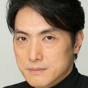 平岳大 als Prime Minister Ozaki
