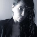 Mónika Rojas als Real State Agent