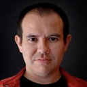 Roberto Flores Muñoz, Director