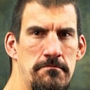 Robert Maillet als l'exécuteur