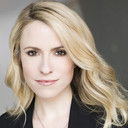 Aubrey Mozino als Christmas Box Influencer