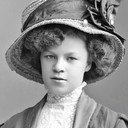 Lilly Gräber als Clary