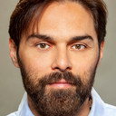 Mazen Moadam als Sami