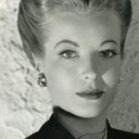 Hillary Brooke als Hillary (uncredited)