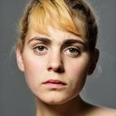 Vic Carmen Sonne als Karoline