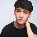 Jacob Berland als Logan Dale