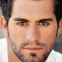 Joshua Lee als Bartender