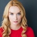 Alice Moran als Helen