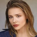 Chloë Grace Moretz als Boodles (voice)