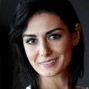 Özlem Yılmaz als Ezo