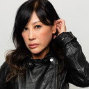 Francyne Wong als Paramedic