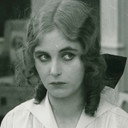 Lilly Cronwin als Inger Holm