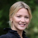 Virginie Efira als Maggie Scott (voice)