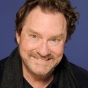 Stephen Root als Dean Burbage