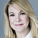 Lulu Hughes als Sandra