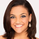Laurie Hernandez als Self - Co-Host