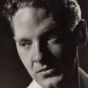 Denys Graham als Private 716 Jones
