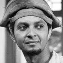 Ademilton José als Irmão Bernardo