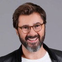 Éric Jean-Jean als Self - Narrator (voice)