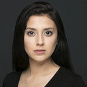 Ayça Koptur als Avukat
