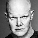 Derek Mears als Classic Predator