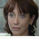 Alyson Spiro als Anita