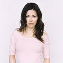 Jaime Slater als Captain McKinney