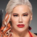 Kira Renée Magnin-Forster als Taya Valkyrie