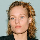 Julia Franz Richter als Nora