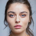 Ayça Ayşin Turan als Kumru