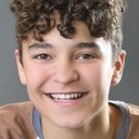 Pierce Gagnon als Douglas Mitchler