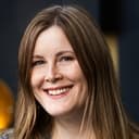 Reetta Aalto als Aunt Marke