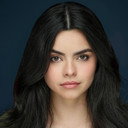 Neysha Mendoza als Reina