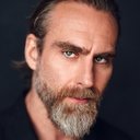David B. Meadows als Carson Murdock