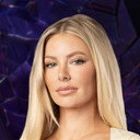 Ariana Madix als Self - Host