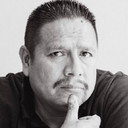 J. Carmen Galindez Barrera als Ricky / Security Guard