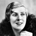 Cicely Courtneidge als Colonel's Wife