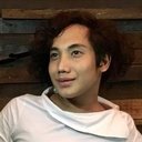 Milo Elmido Jr. als Mall Show Host