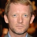 Douglas Henshall als Alan Campbell