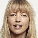 Sara Cox als Self - Presenter