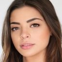 Gia Mantegna als Jade